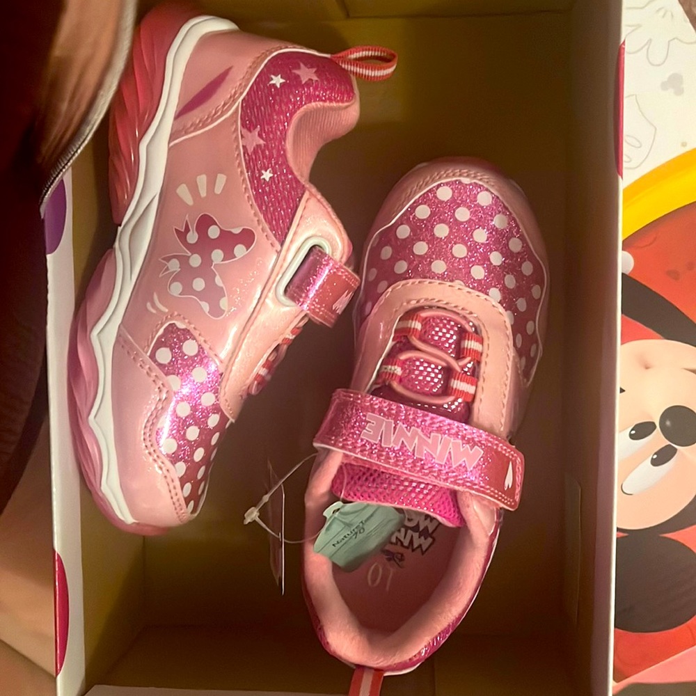 Disney Jr Minnie Mouse light up tennis size 10